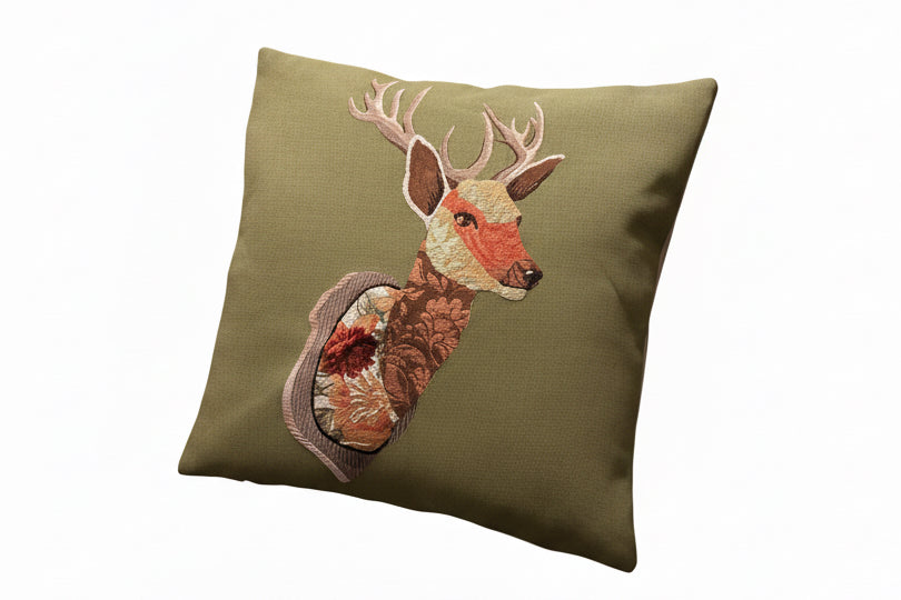 Kissenhülle "Rehbock" im Alpinen Landhausstil