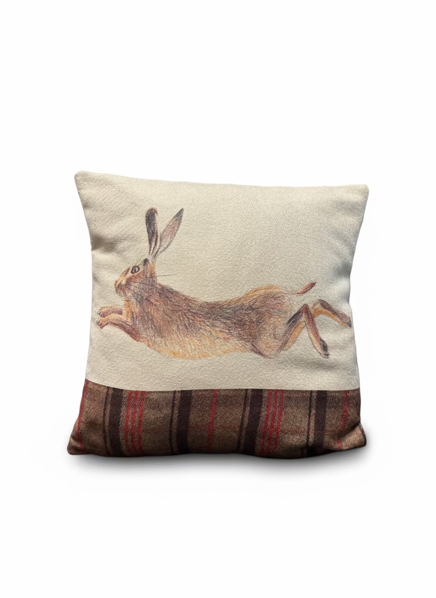 Kissenhülle "Springender Hase" im englischen Landhausstil